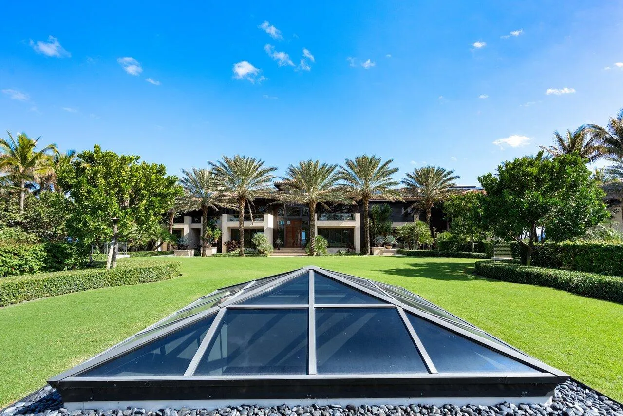 Stargazing Lawn/Pyramid Skylight