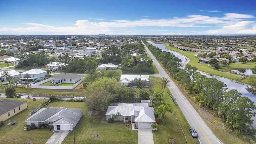 2686 SW Fairgreen Road-1