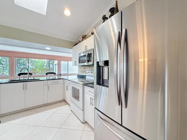 2686 SW Fairgreen Road-16