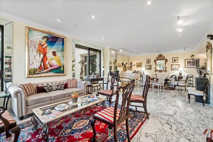 009-150BradleyPlace-101-PalmBeach-FL-334