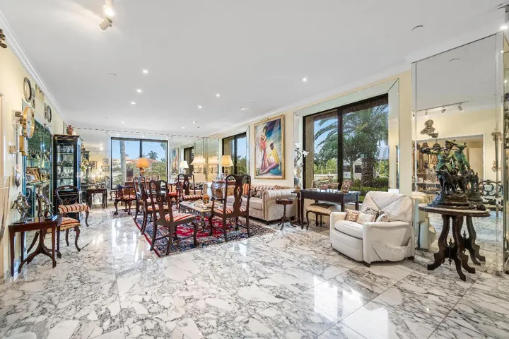 018-150BradleyPlace-101-PalmBeach-FL-334