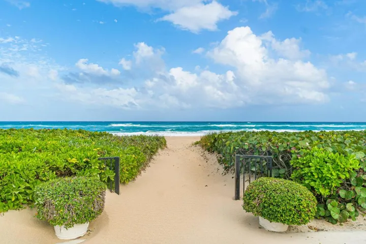 047-150BradleyPlace-101-PalmBeach-FL-334