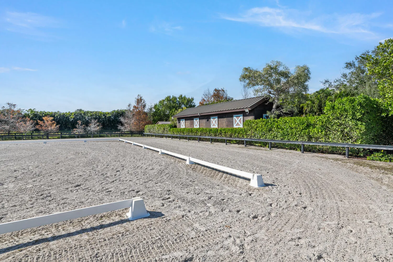 4915 Stables Way Wellington FL-large-082