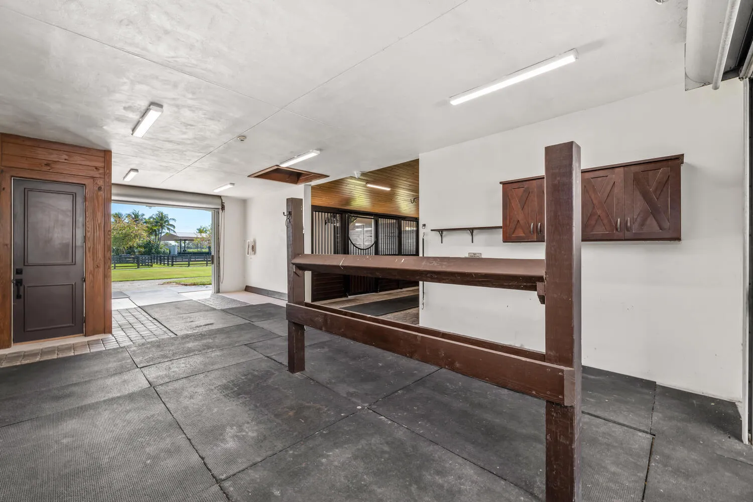 4915 Stables Way Wellington FL-large-035