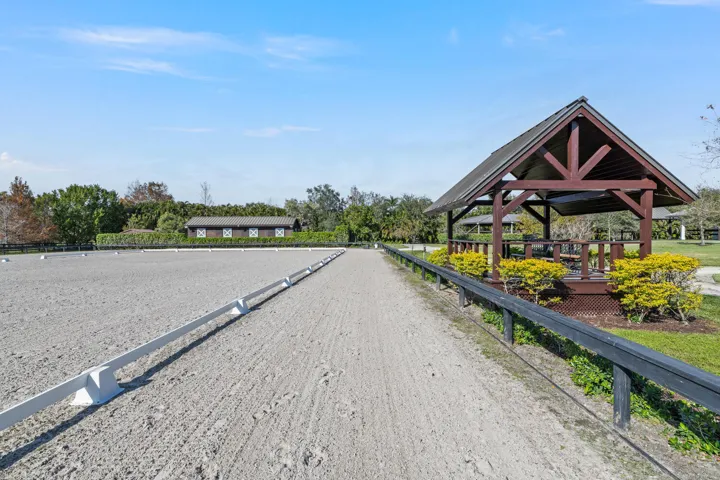4915 Stables Way Wellington FL-large-084