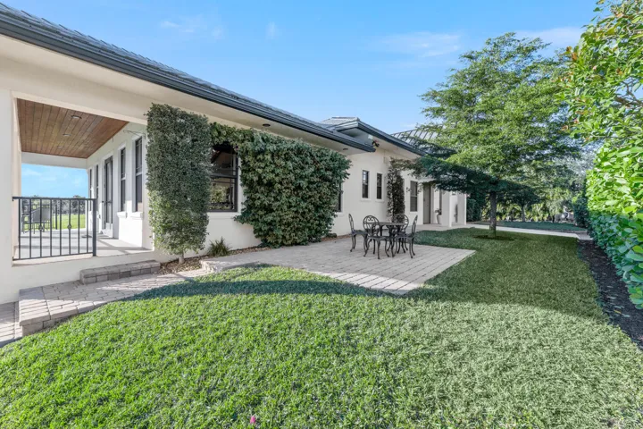 4915 Stables Way Wellington FL-large-126