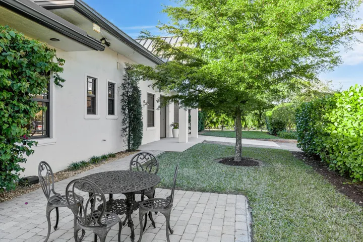 4915 Stables Way Wellington FL-large-127