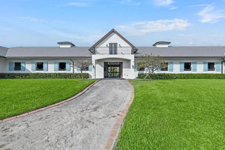 4915 Stables Way Wellington FL-large-096