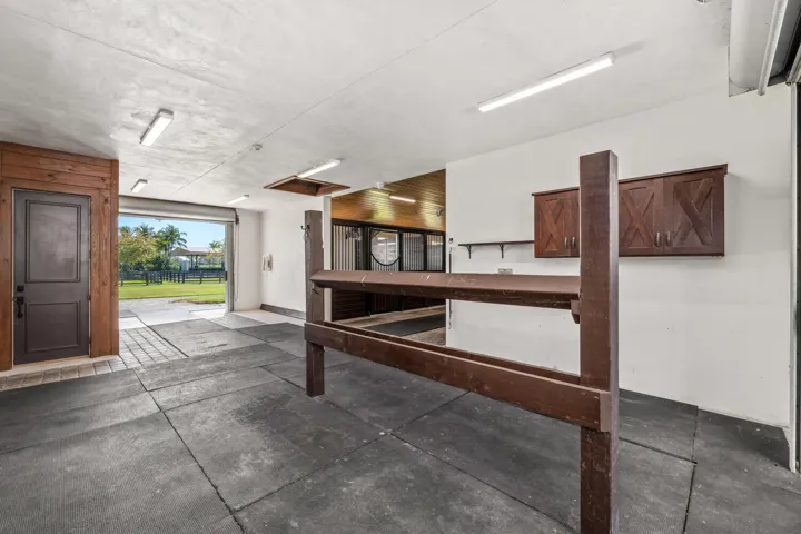 4915 Stables Way Wellington FL-large-035