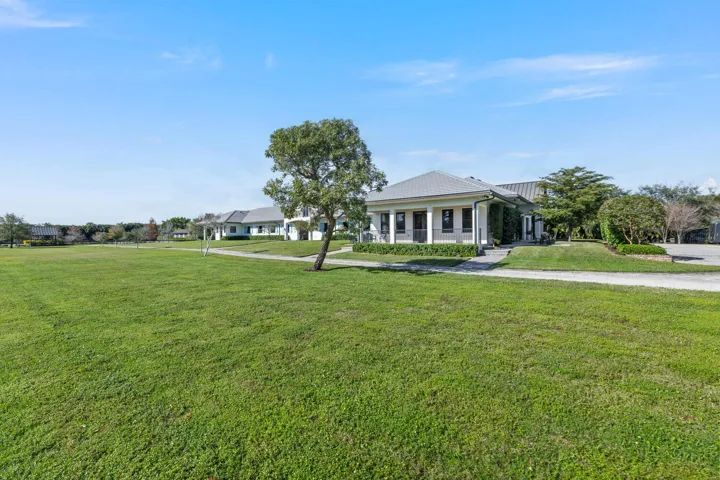 4915 Stables Way Wellington FL-large-073