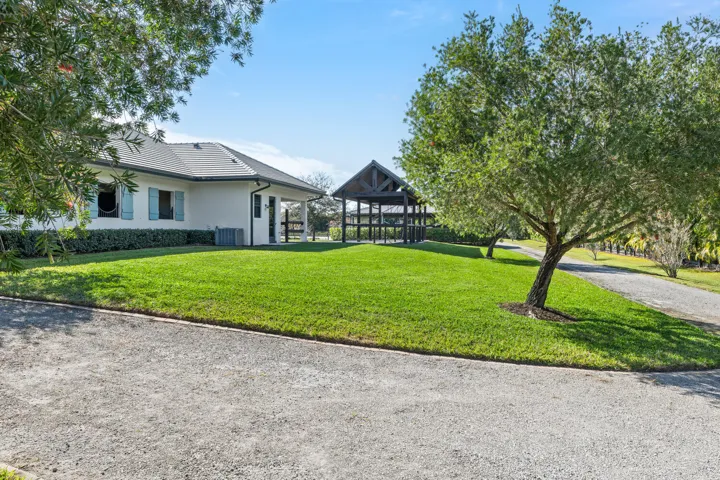 4915 Stables Way Wellington FL-large-068