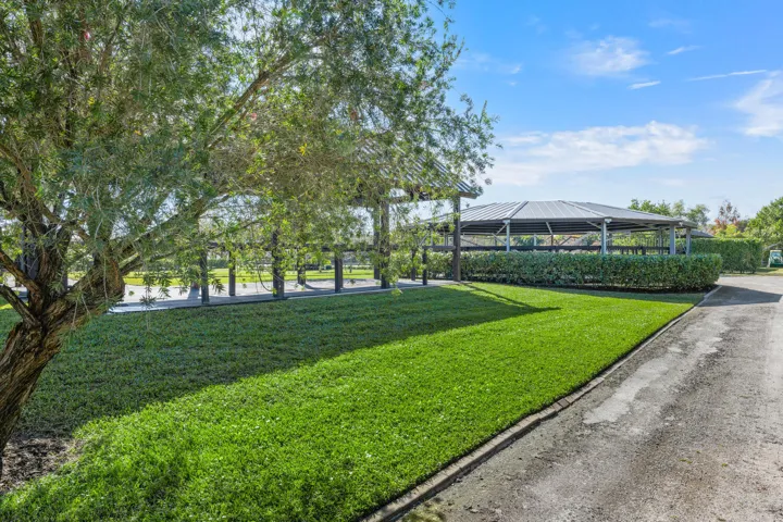 4915 Stables Way Wellington FL-large-063
