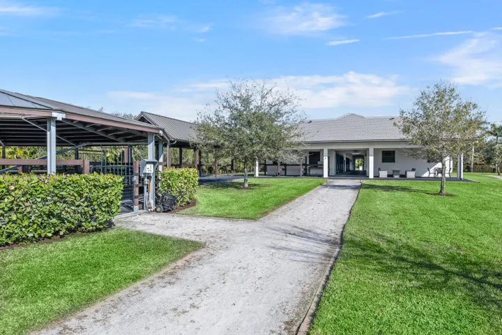 4915 Stables Way Wellington FL-large-080