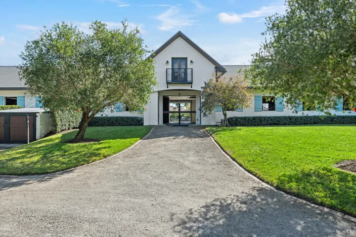 4915 Stables Way Wellington FL-large-067