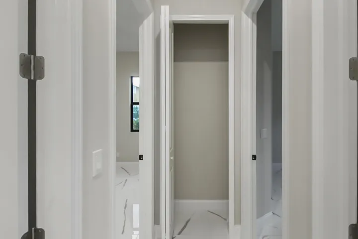 Lenin Closet