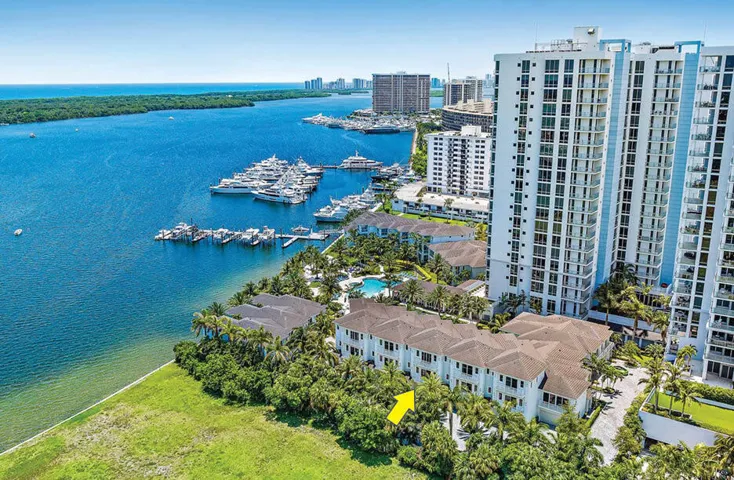 110 Water Club Ct-31-mls-arrow