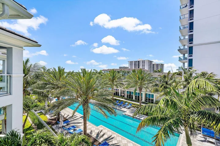 110 Water Club Ct-20-MLS