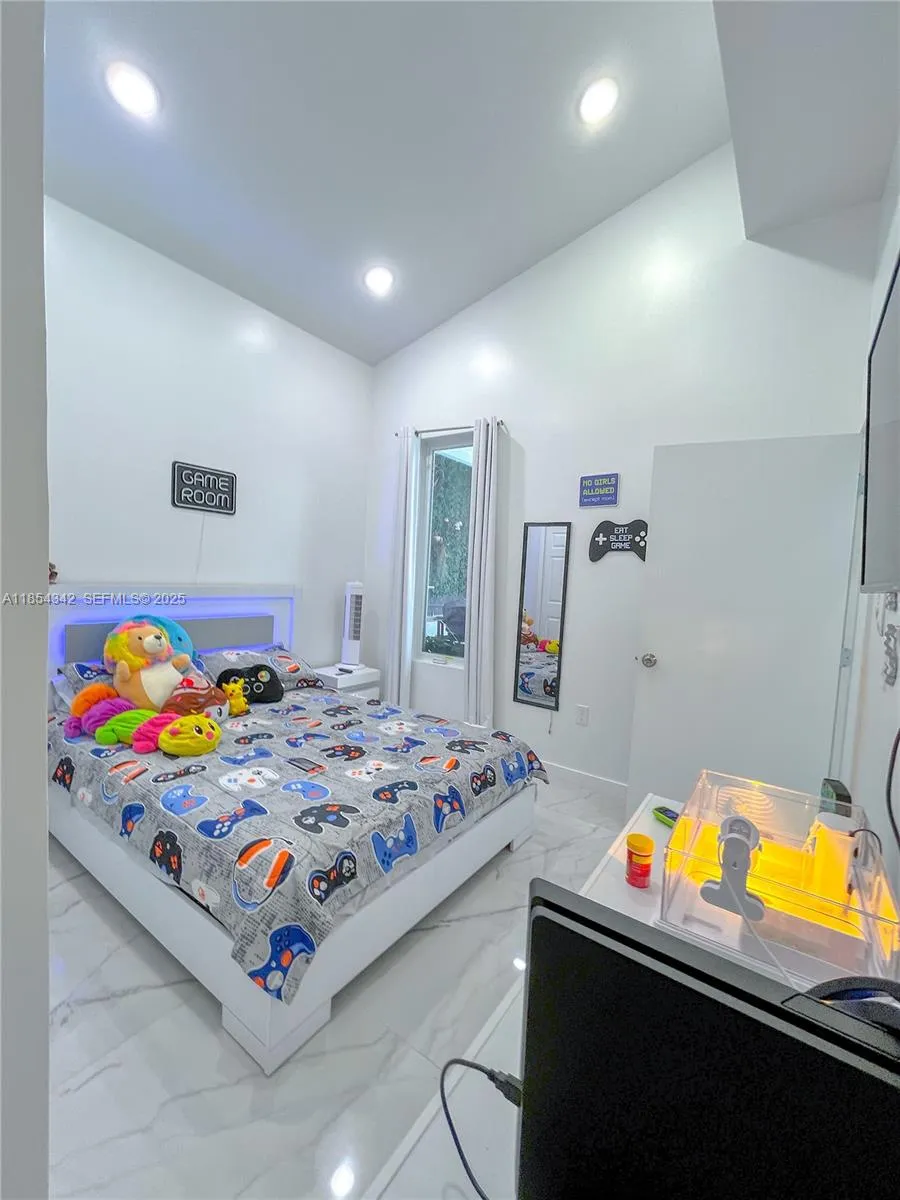Property photo 54