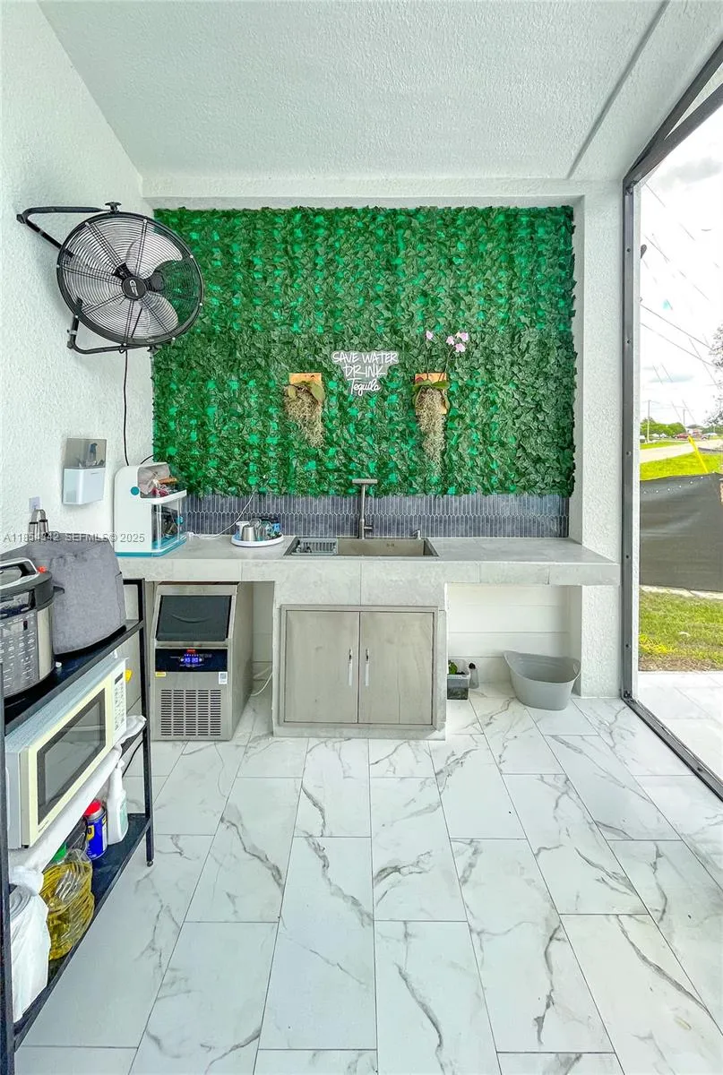 Property photo 61