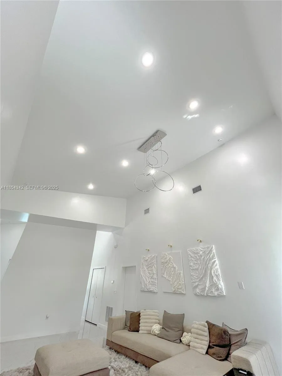 Property photo 68