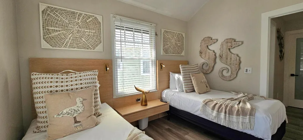 Twin beds in 2nd Bedroom