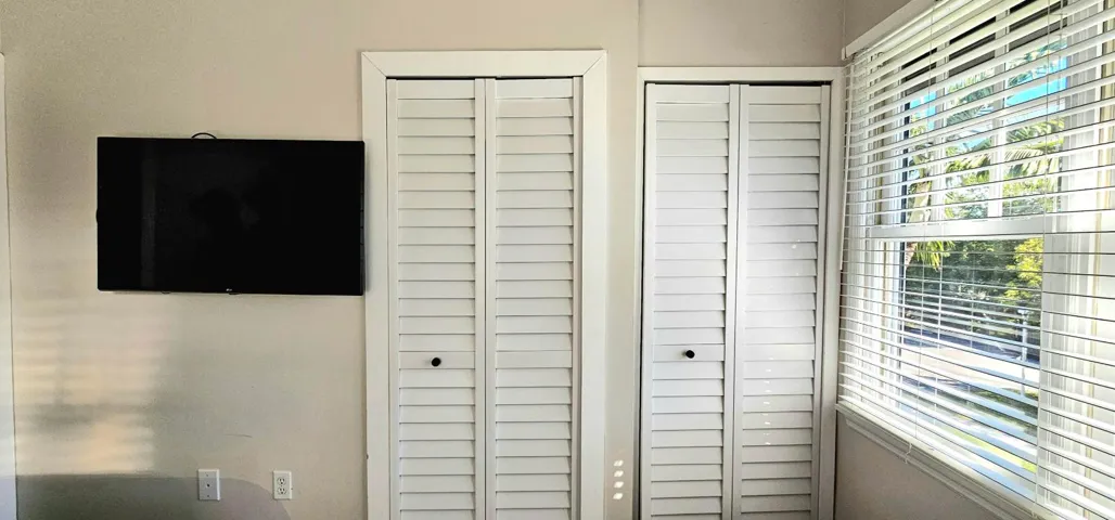 2nd Bedroom Closet