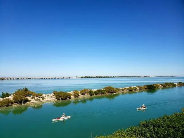 Enjoy the ocean waters off Duck Key