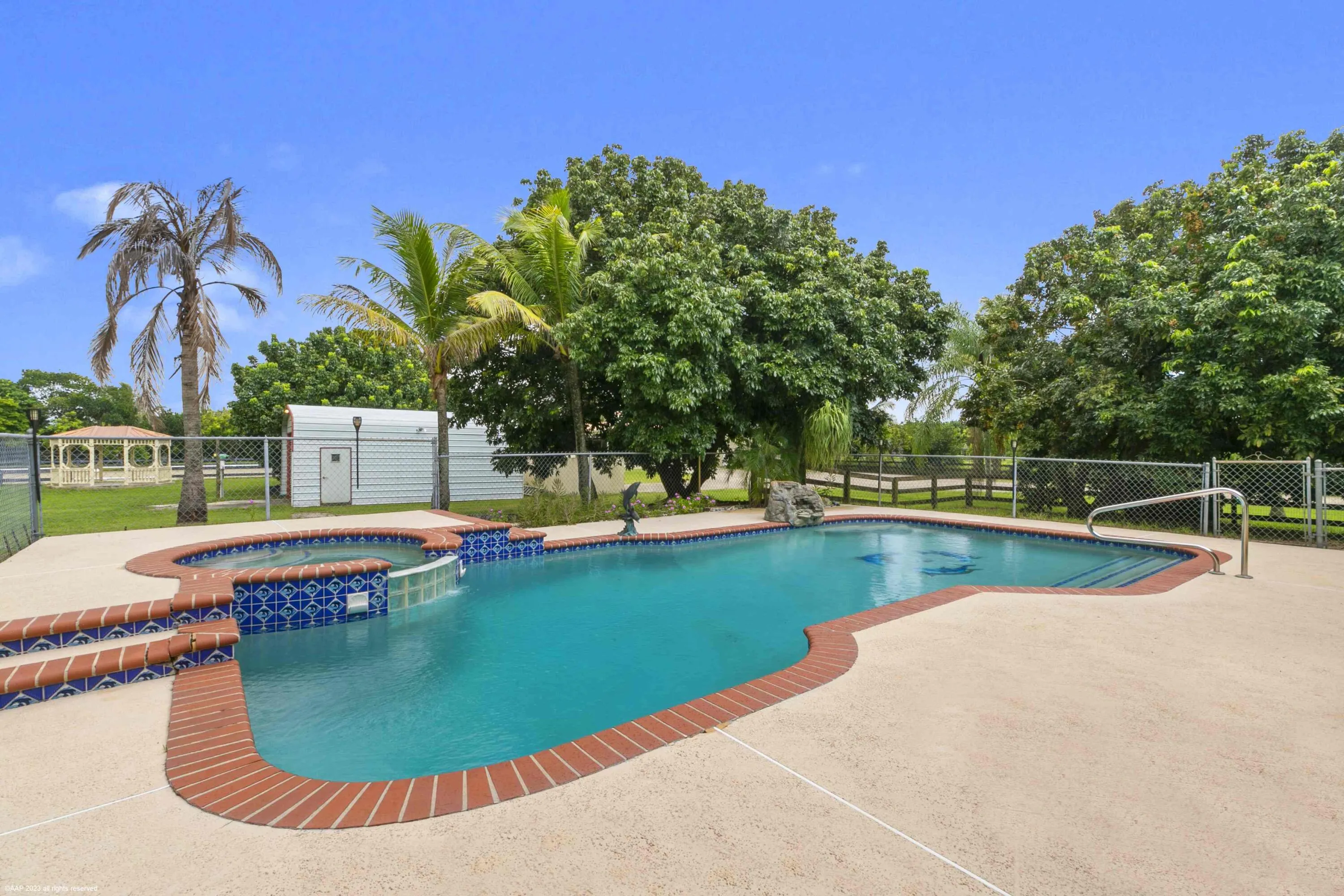 16559 Rustick Rd 049
