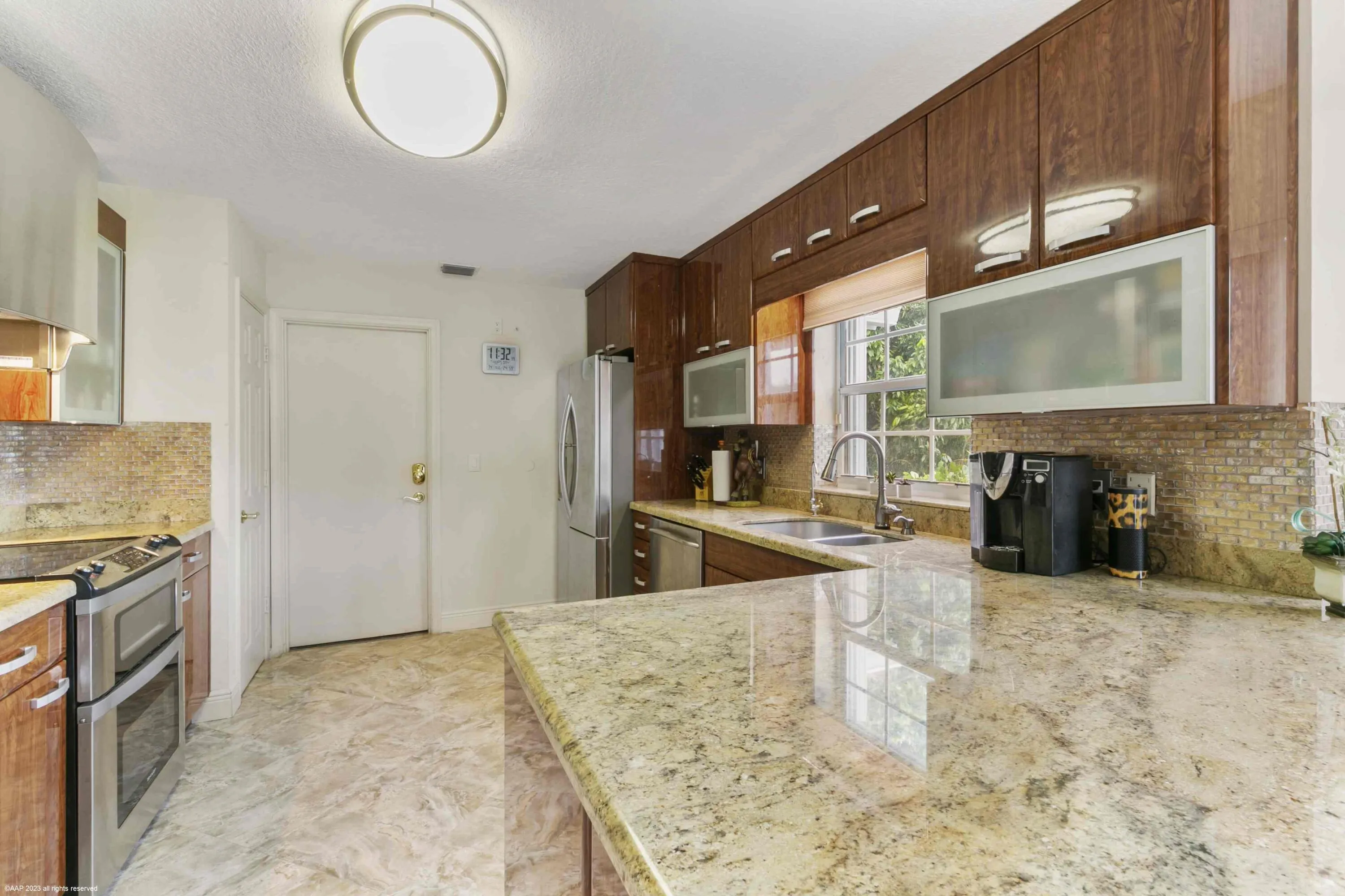 16559 Rustick Rd 025