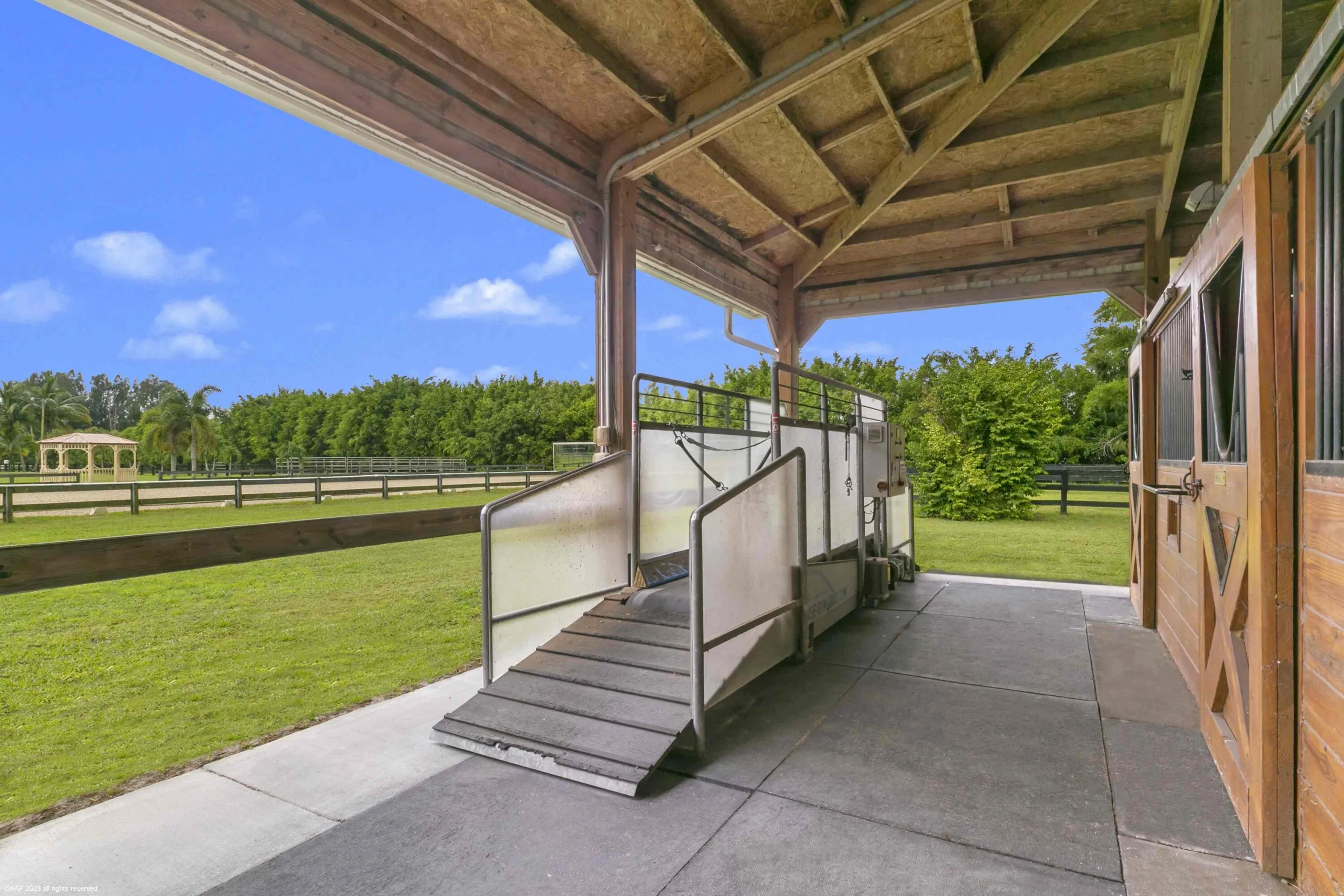 16559 Rustick Rd 073