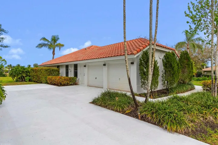 15455 DE Havilland Ct 016