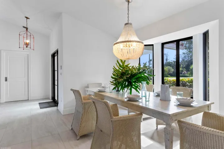 15455 DE Havilland Ct 028