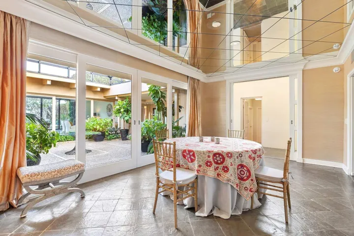 7HLDNG - 748 Island Drive(23)