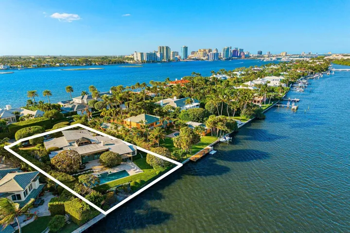 7HLDNG - 748 Island Drive(6)