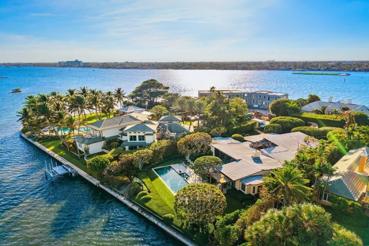748 Island Drive