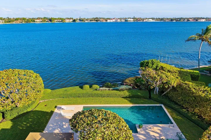 7HLDNG - 748 Island Drive(15)