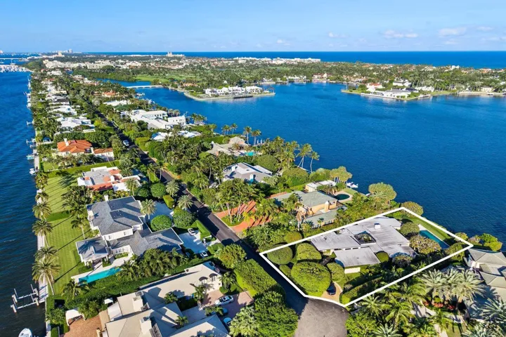 7HLDNG - 748 Island Drive(10)