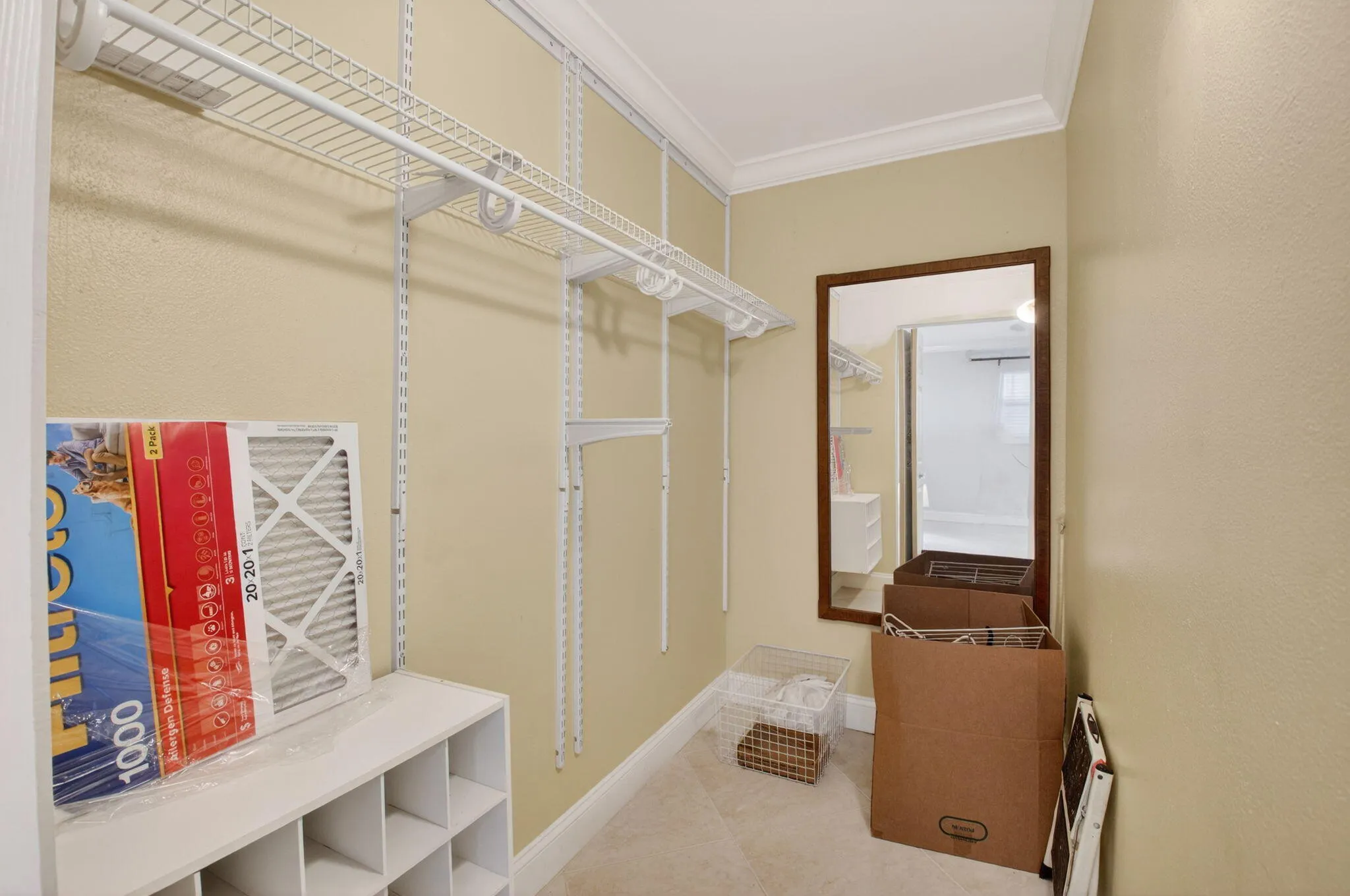 HUGE CLOSET