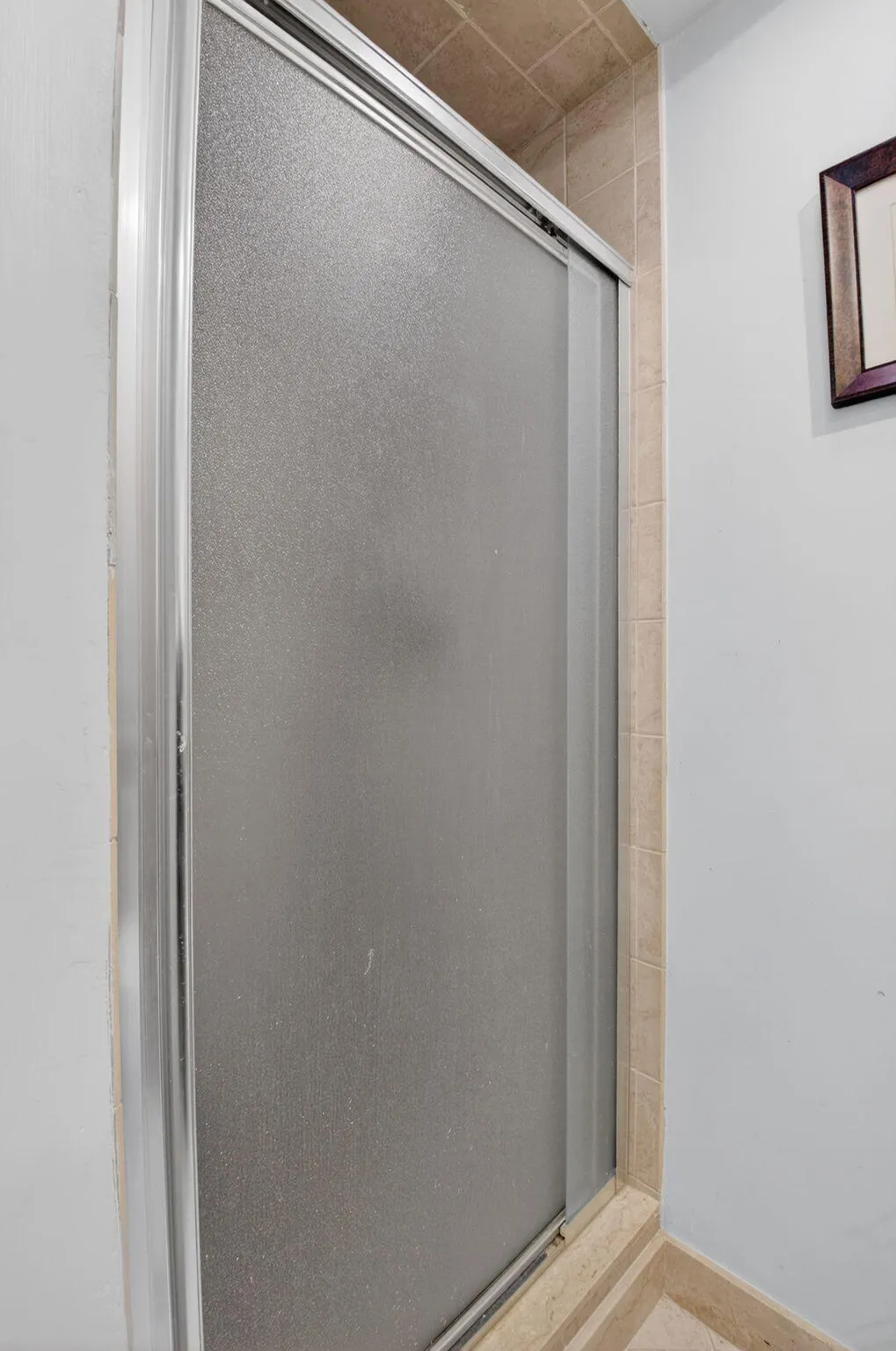 SHOWER IN SECOND BATHROOM