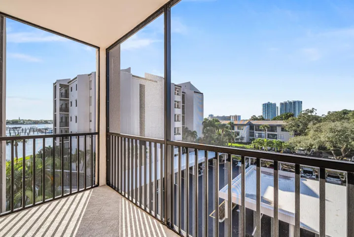 035-1137012OaksWay-418-NorthPalmBeach-FL