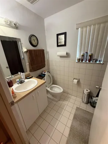 Bathroom #2