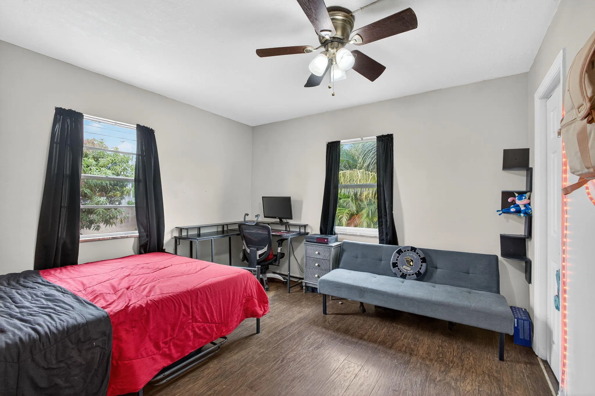 Property photo 28