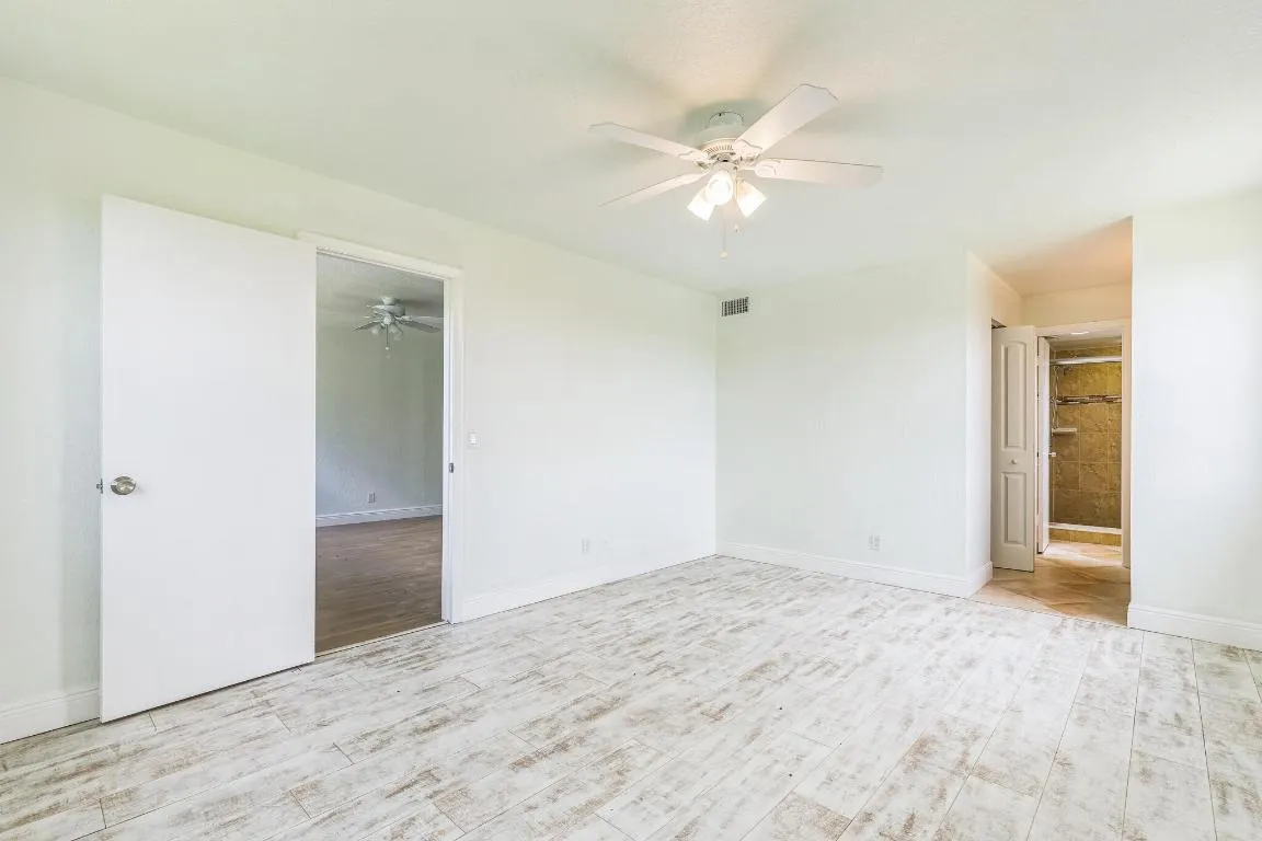 19_2704_NW_104th_Ave_Sunrise_FL_33322_US