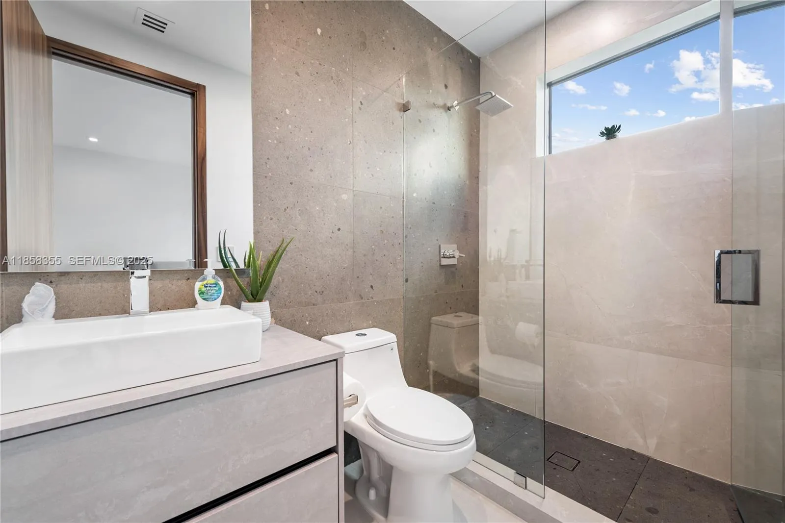 Property photo 89