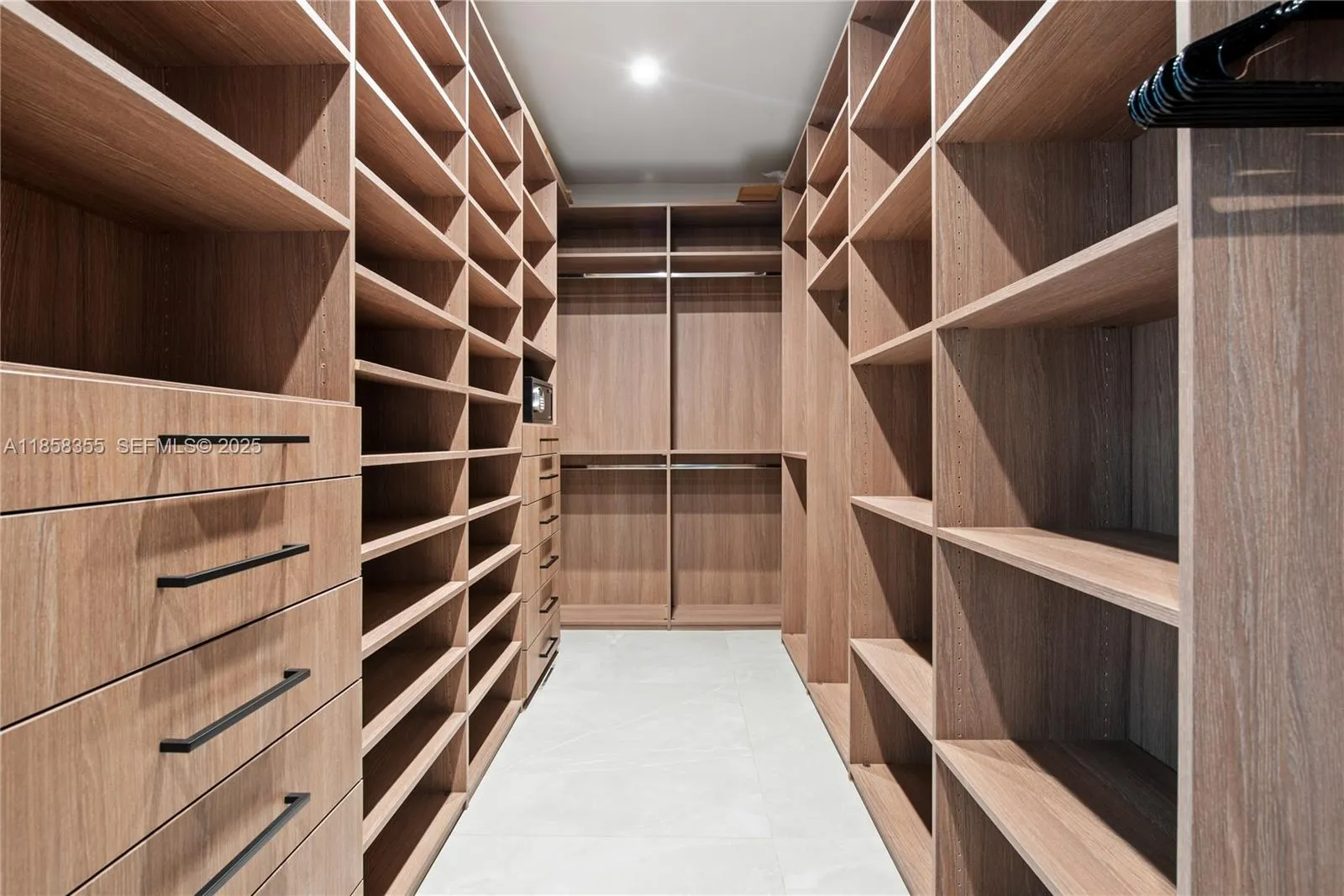 Property photo 77