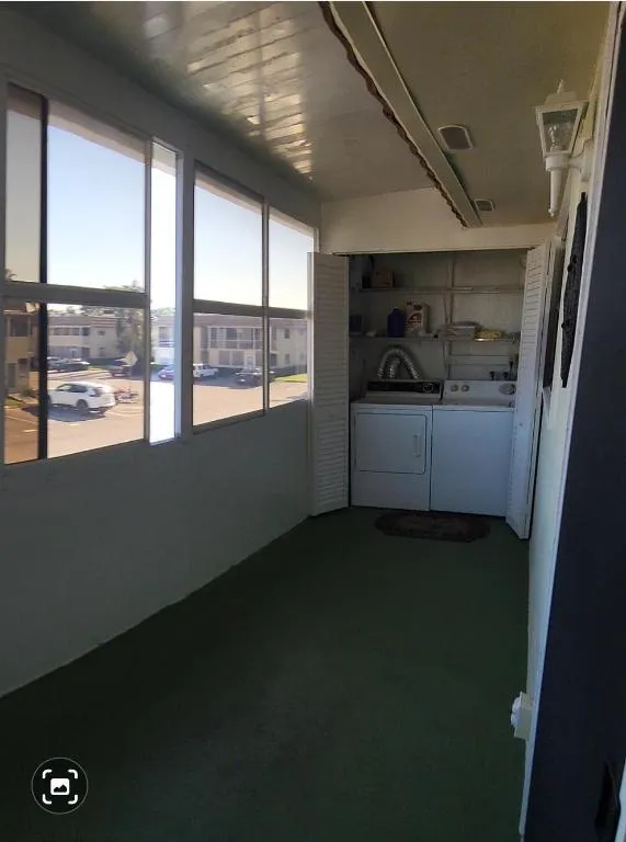 Patio/Laundryarea