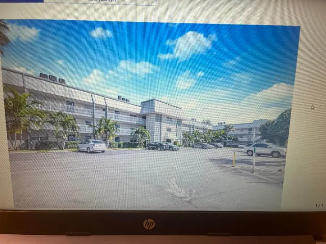 3000 riverside drive