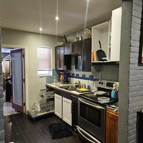 1528 NE 1st - Kitchen 2