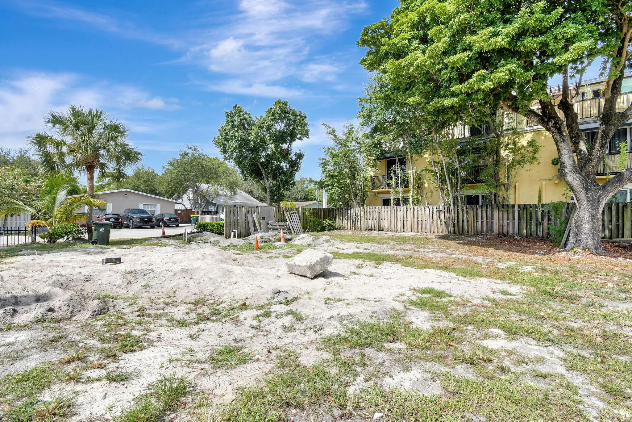 Property photo 43