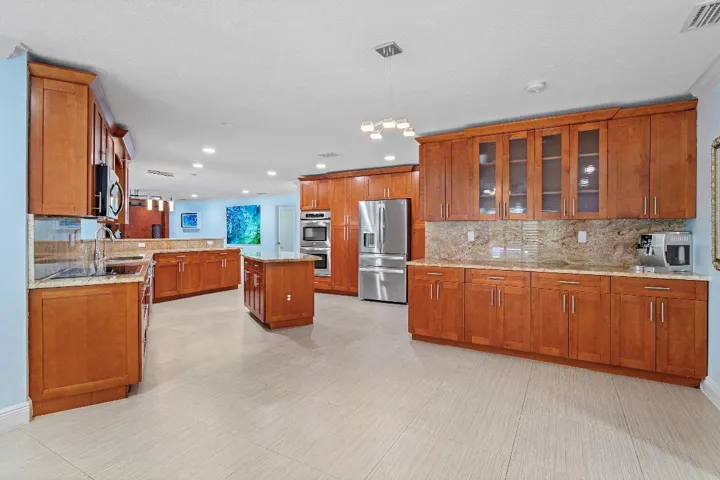 016-701BuoyRoad-NorthPalmBeach-FL-33408-
